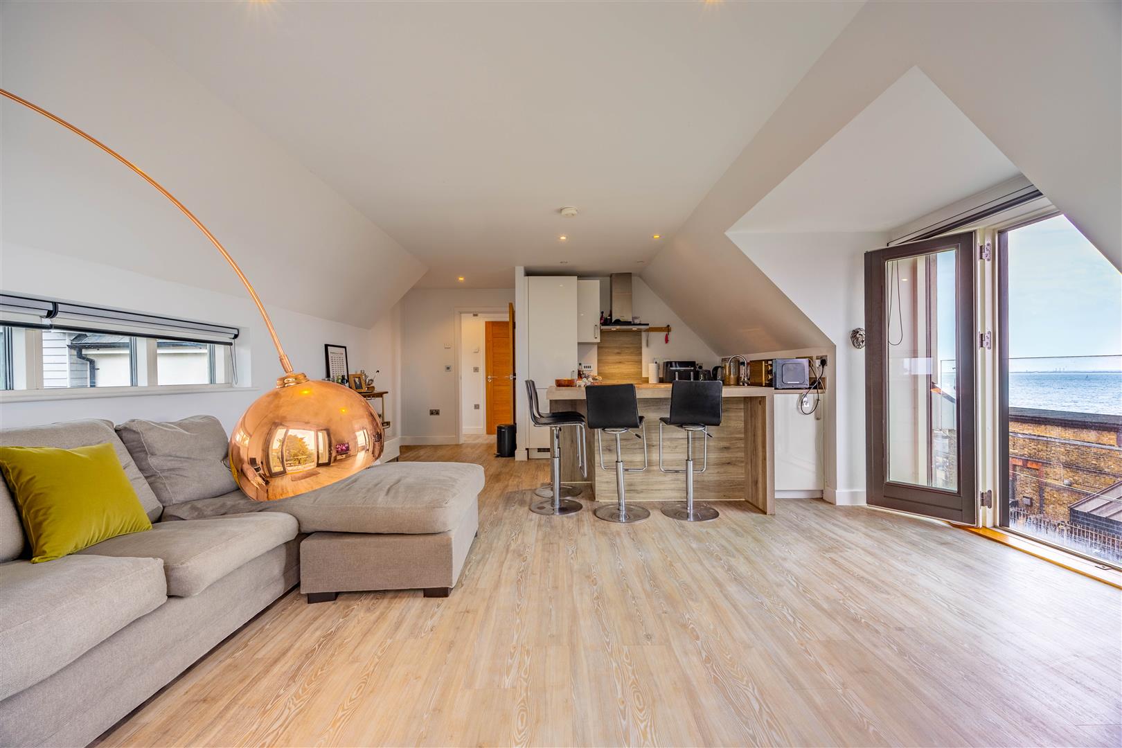 Kitchen/Living Room